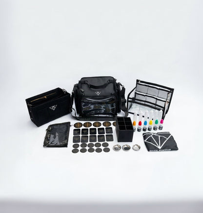 The Moth pro bag with multiple compartments, felt and PVC and brush inserts, bottles, magnets, raincover and mixing dishes